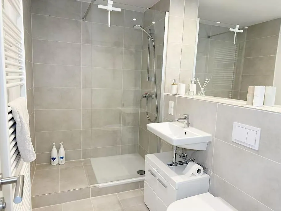 Neu & Schick: Kueche Inkl. Kaffee Apartment Dresden Germany